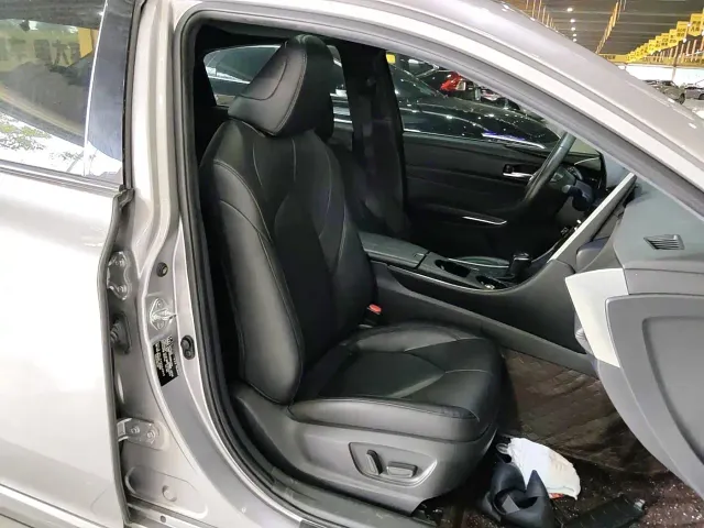 Toyota Avalon — Фото автомобиля 9