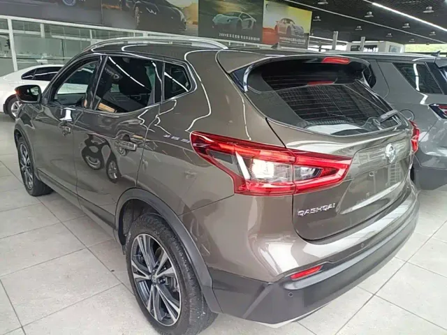 Nissan Qashqai 2022 2.0L CVT XV Prem Luxury Edition — Фото автомобиля 4
