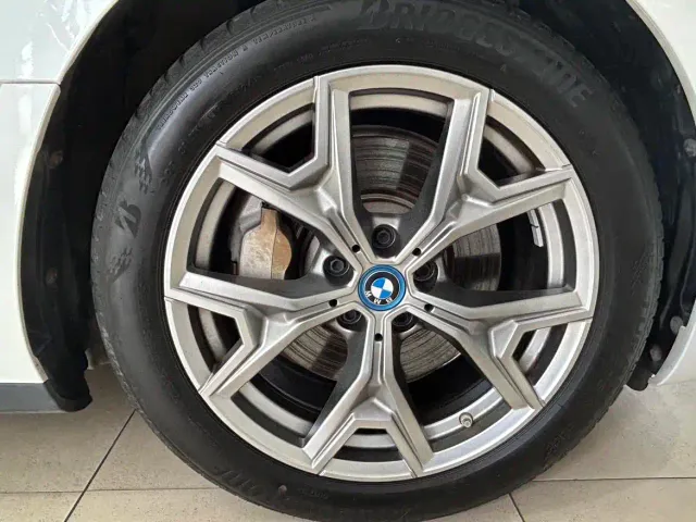 BMW i3 — Фото автомобиля 10