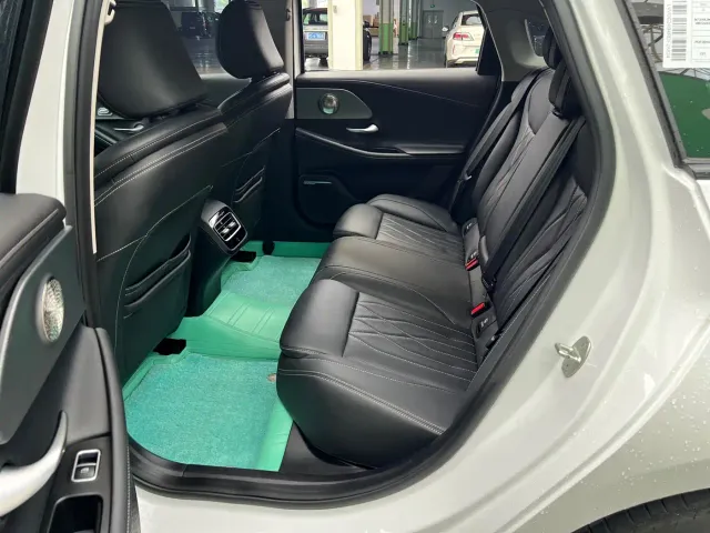 Chery Arrizo 8 — Фото автомобиля 7