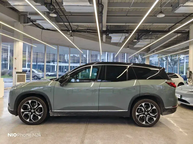 Nio ES8 — Фото автомобиля 2