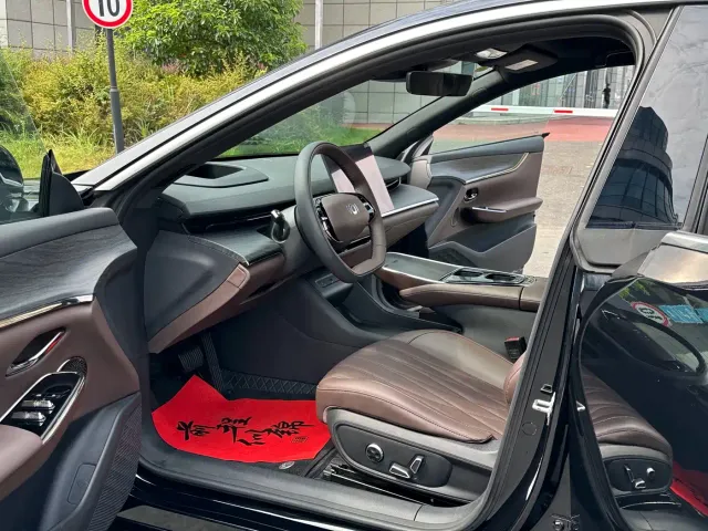 Changan Qiyuan A07 — Фото автомобиля 4