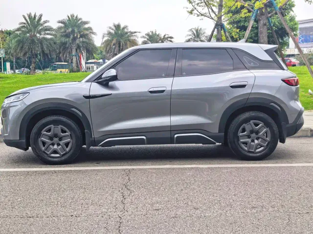 BYD Yuan UP — Фото автомобиля 7
