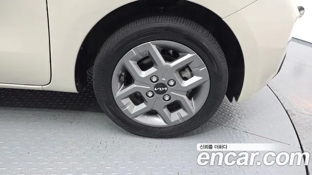 Kia RAY Новый Kia Ray Prestige — Фото автомобиля 18