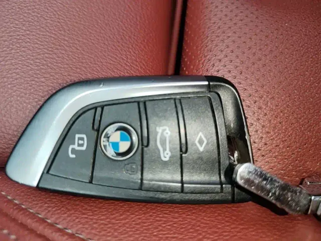 BMW 3 Series — Фото автомобиля 8
