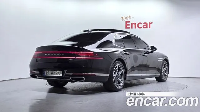 Genesis G90 Бензин 3.5 турбо AWD — Фото автомобиля 2