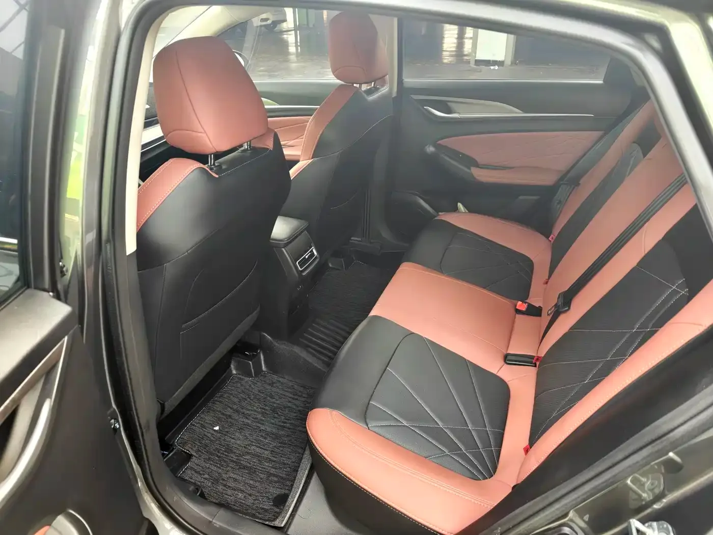 Changan Eado 2023 Enjoy Edition PLUS Blue Whale NE 1.4T GDI DCT Premium Edition — Фото автомобиля 11