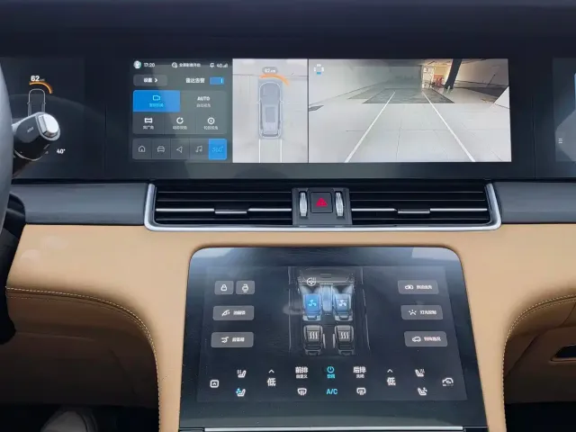 Li Auto ONE — Фото автомобиля 17