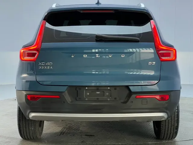 Volvo Volvo XC40 2023 B3 Zhiyuan Luxury Edition — Фото автомобиля 24