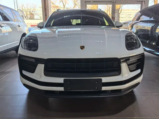 Porsche Macan — Фото автомобиля 11