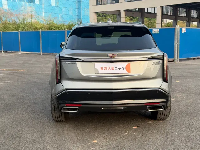 Cadillac XT5 — Фото автомобиля 11
