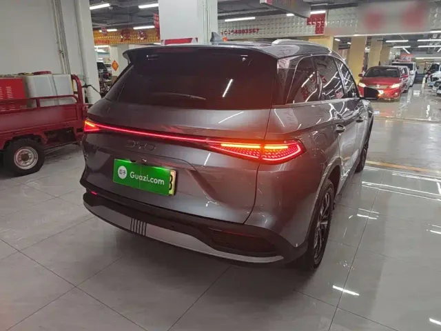 BYD Seal 05 DM-i — Фото автомобиля 6