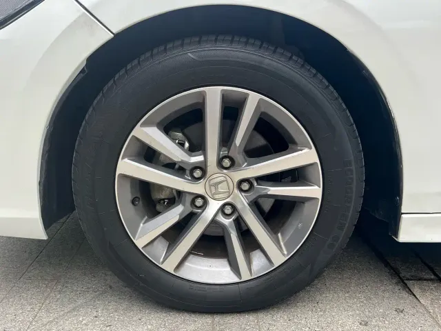 Honda Civic — Фото автомобиля 15