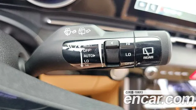 Kia Canival Carnival 4 поколение 9 мест Prestige — Фото автомобиля 18