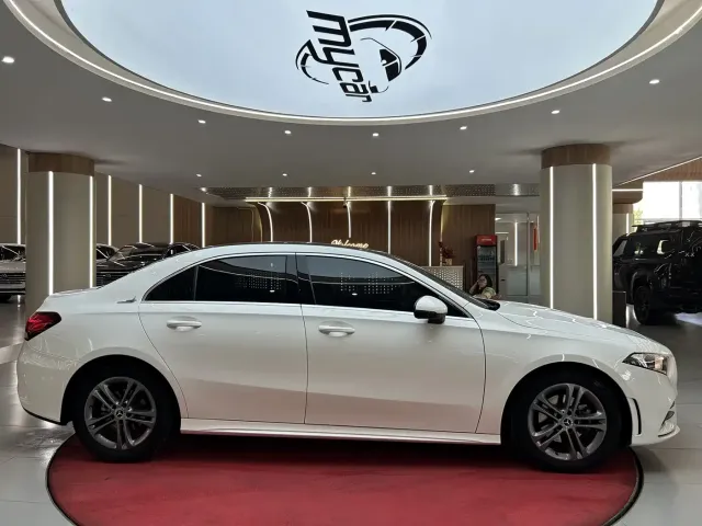 Mercedes-Benz A-Class — Фото автомобиля 4