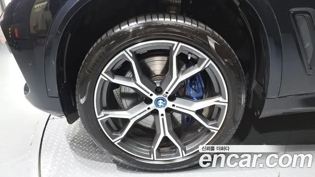 BMW X5 — Фото автомобиля 5