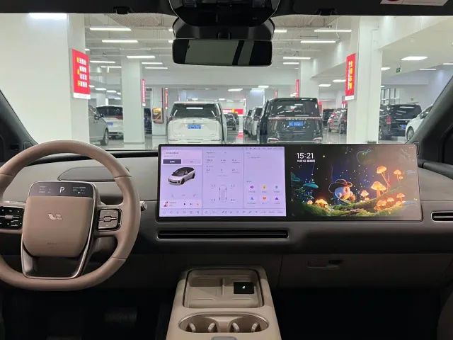 Li Auto i6 — Фото автомобиля 7