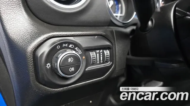 Jeep Wrangler Wrangler (JL) — Фото автомобиля 18