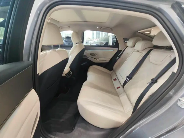 BYD Qin L — Фото автомобиля 10