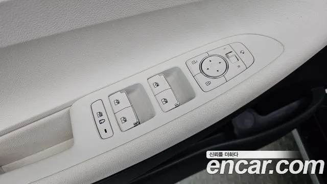 Hyundai Grandeur (New) Hybrid — Фото автомобиля 27