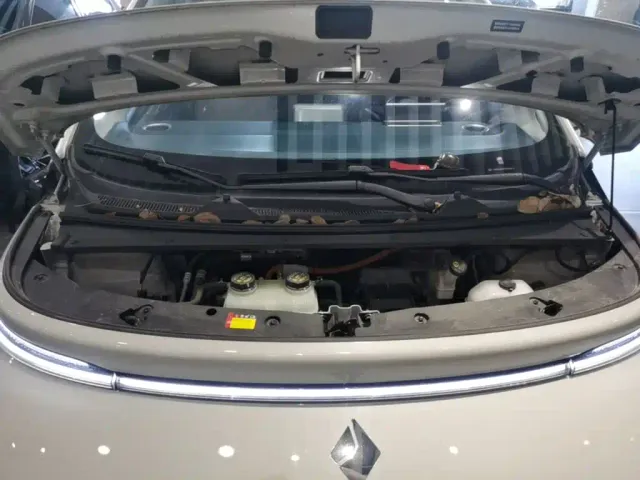 Baojun Cloud — Фото автомобиля 19
