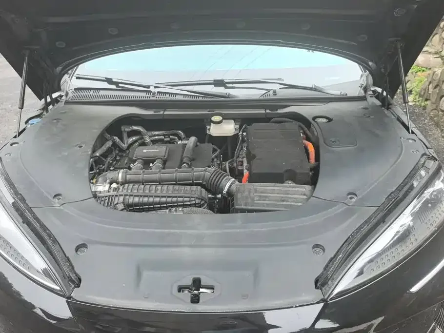 BYD Seal 07 DM-i 2025 Smart Drive Edition DM-i 1.5L 125km Luxury — Фото автомобиля 10