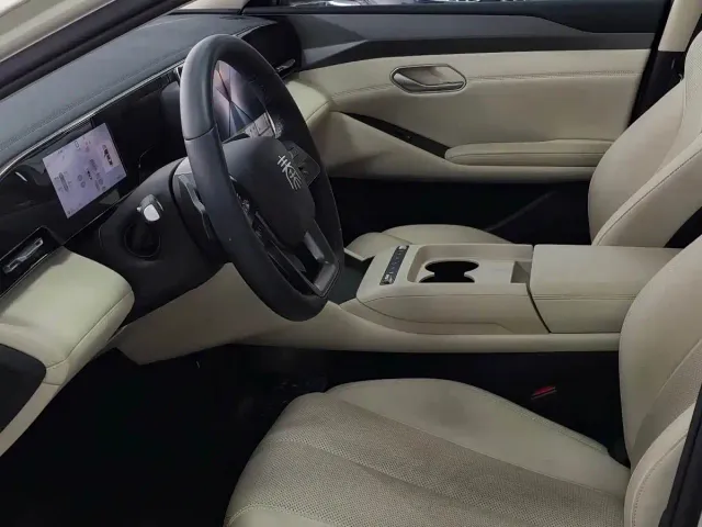 BYD Qin L — Фото автомобиля 4