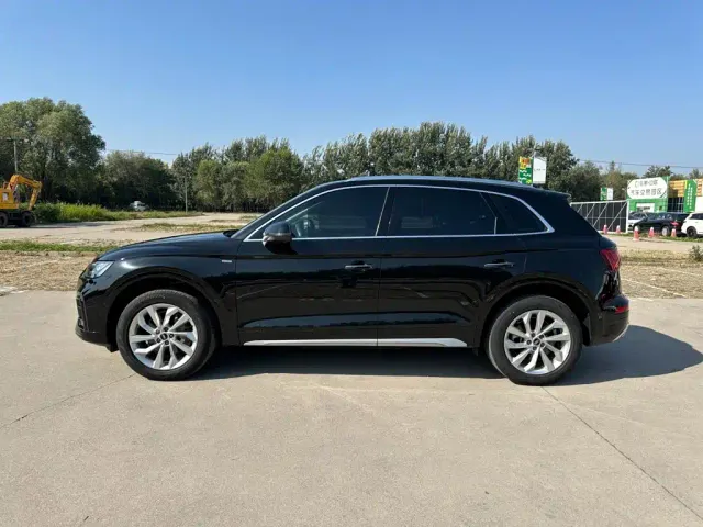 Audi Q5L — Фото автомобиля 7