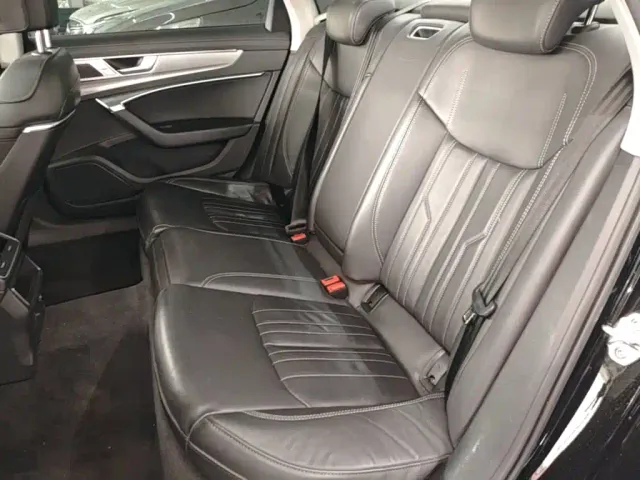 Audi A6L — Фото автомобиля 16