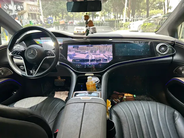 Mercedes-Benz EQS — Фото автомобиля 12