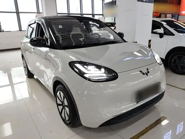 Wuling Bingo — Фото автомобиля 3