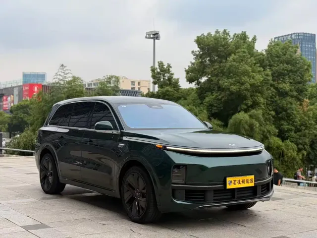 Li Auto L9 — Фото автомобиля 3