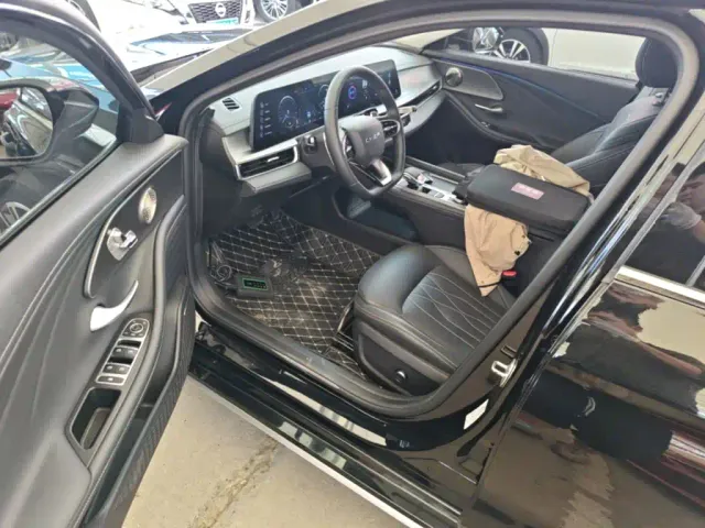 Chery Arrizo 8 — Фото автомобиля 15