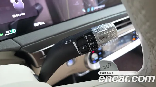 Genesis GV60 — Фото автомобиля 23