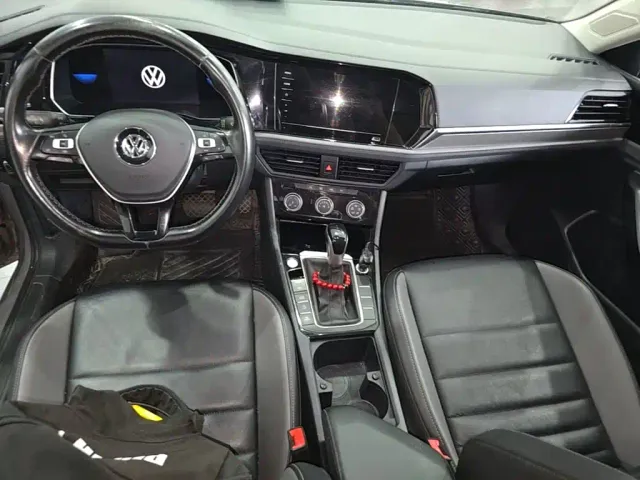 Volkswagen Sagitar — Фото автомобиля 9