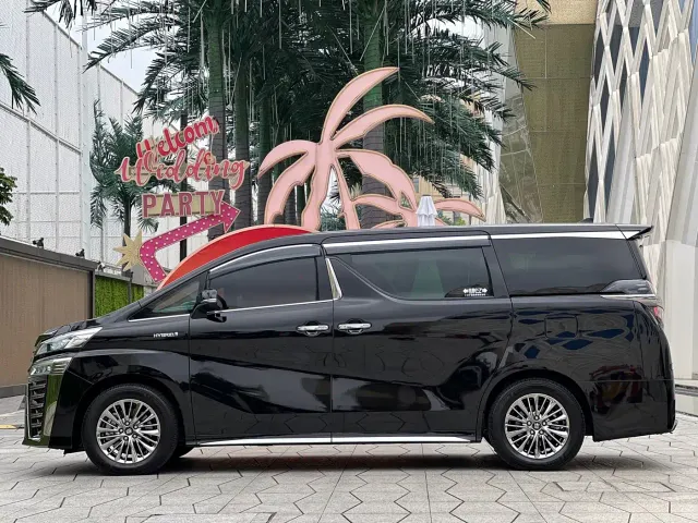 Toyota Vellfire — Фото автомобиля 7