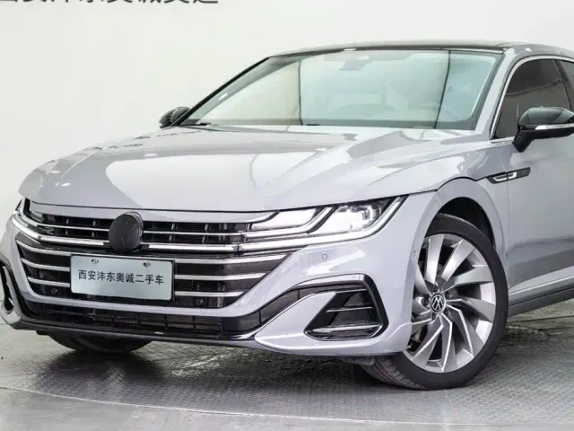 Volkswagen FAW-Volkswagen CC 2023 380TSI Eye-catching Edition — Фото автомобиля 19