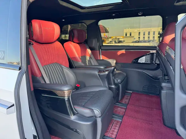 GAC Trumpchi M8 — Фото автомобиля 22