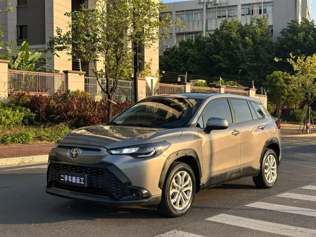 Фотография автомобиля — Toyota Frontlander