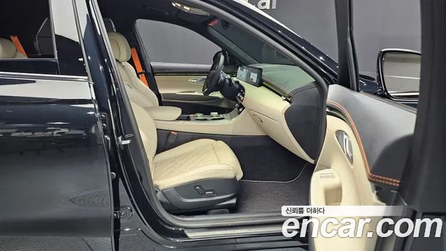Genesis GV70 2.5T Бензин 2WD — Фото автомобиля 10