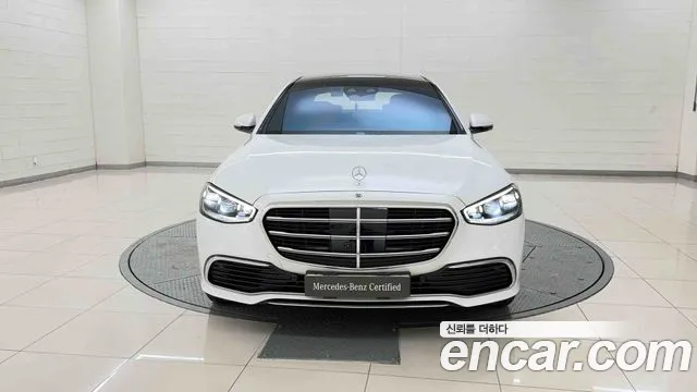 Mercedes-Benz S-Class — Фото автомобиля 8