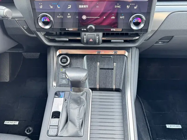 Lexus GX — Фото автомобиля 22