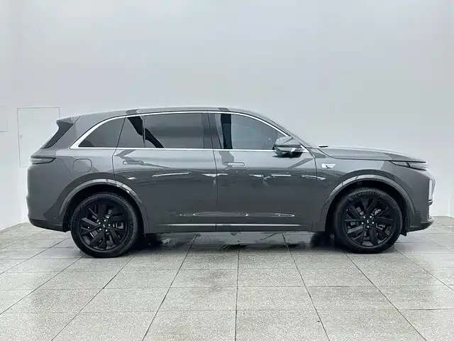 Li Auto L7 — Фото автомобиля 7
