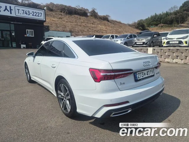 Audi A6 45 TFSI Premium — Фото автомобиля 4