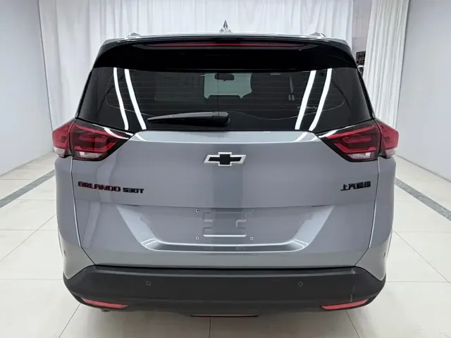 Chevrolet Orlando — Фото автомобиля 5
