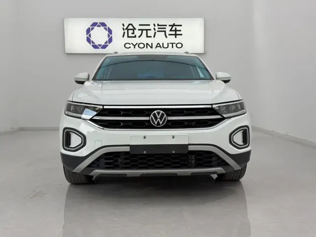 Volkswagen T-Roc — Фото автомобиля 3