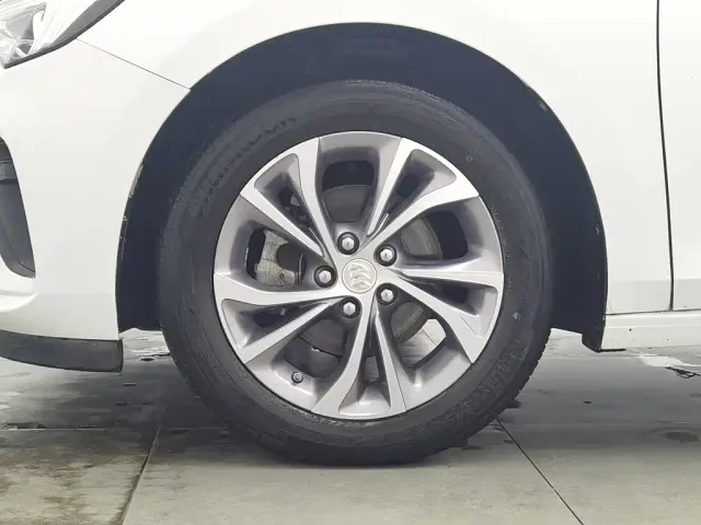 Buick Verano — Фото автомобиля 17