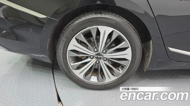 Kia K8 Signature — Фото автомобиля 5