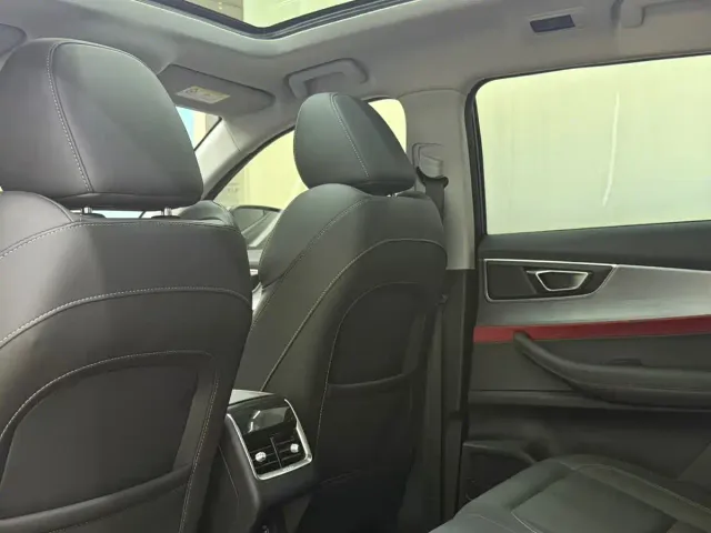 Chery Tiggo 7 — Фото автомобиля 8