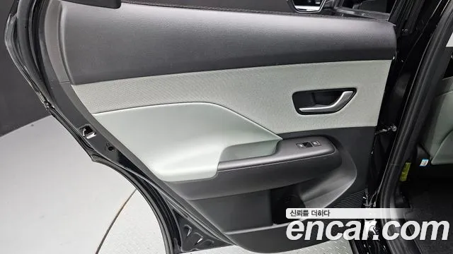 Hyundai Kona SX2 — Фото автомобиля 13